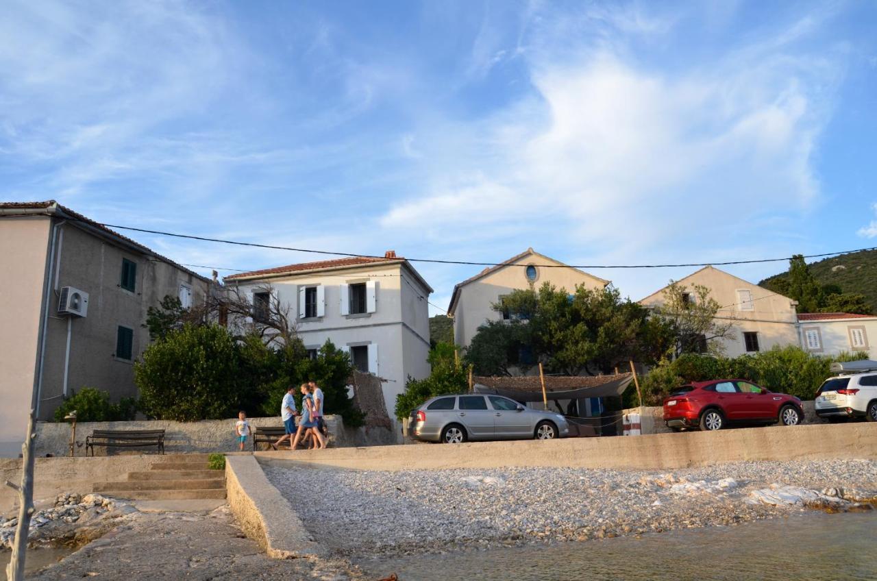 Apartments Martamare Мартиншчица Экстерьер фото